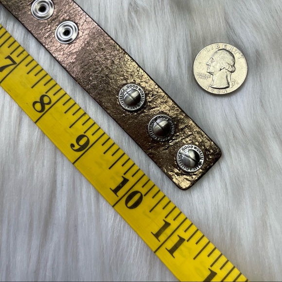 Good work(s) make a difference bracelet - Picture 6 of 11